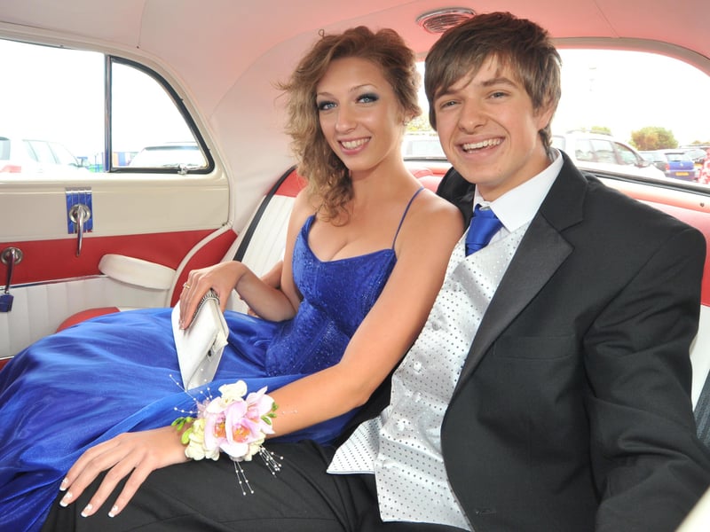 Bishop Bell School Prom at The Cavendish July 5th 2012 E27143N ENGSUS00120120607130624