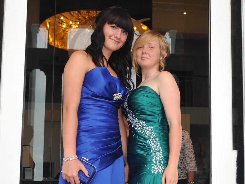 Bishop Bell School Prom at The Cavendish July 5th 2012 E27143N ENGSUS00120120607130708