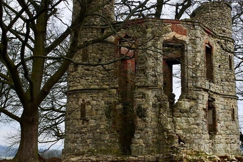 Dinton Folly is said to be haunted by King Charles I’s executioner. John Mayne was the King’s executioner in 1649 and is said to still haunt the Saxon burial ground.
