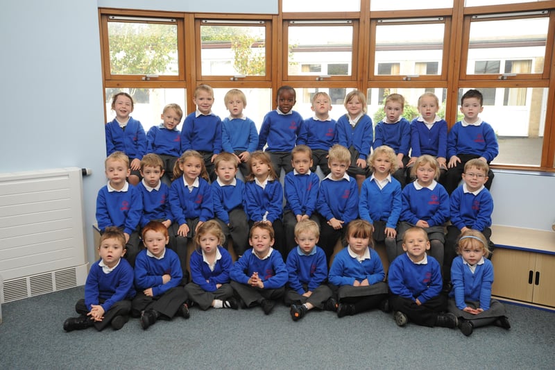 rec10 Park Road Primary School "The Otters" class