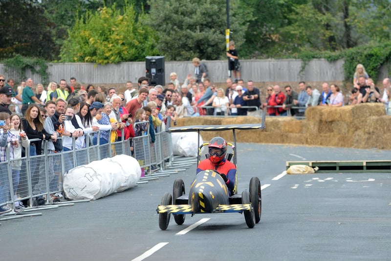 Seafront Soapbox Race Eastbourne 2021 (Photo by Jon Rigby) SUS-210927-094531001
