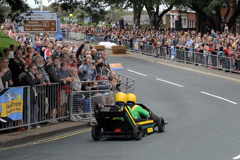 Seafront Soapbox Race Eastbourne 2021 (Photo by Jon Rigby) SUS-210927-094458001
