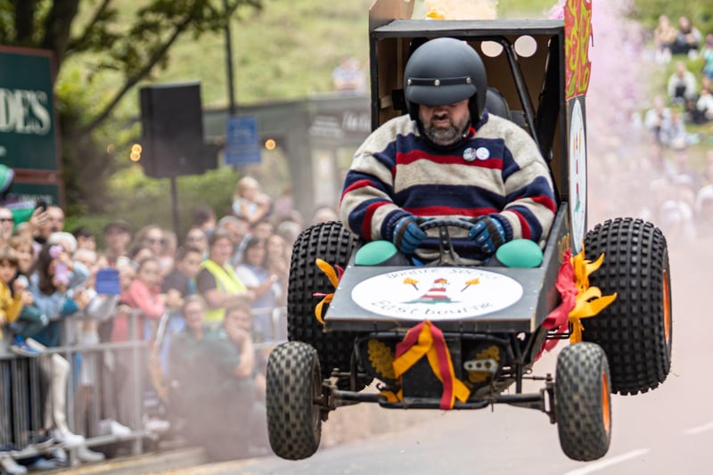 Seafront Soapbox Race Eastbourne 2021. Picture from Hugh Wilton SUS-210927-105736001
