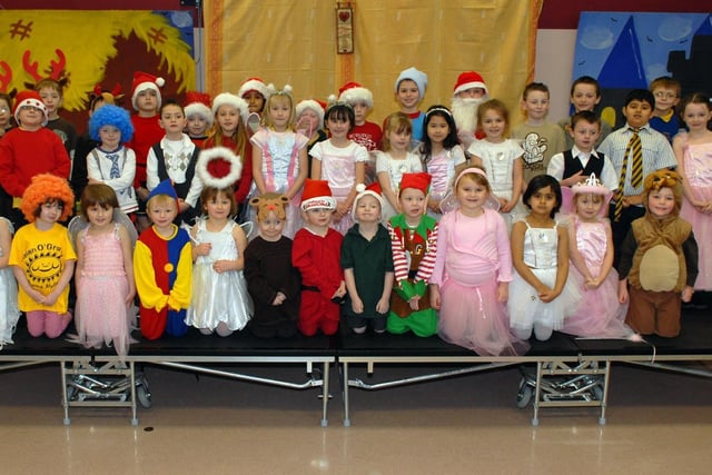 The Bleary Primary School P1-P4 Christmas show of Gnome Alone