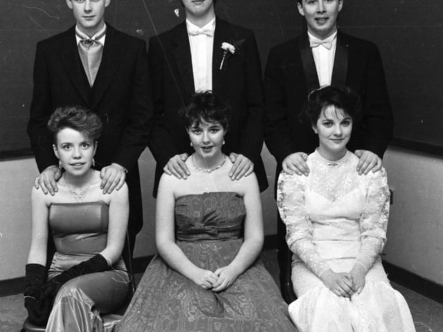 Thomas Bryce and Nuala McCandless, Brian McGowan and Louise Sharkey and John Hume and Bronagh McDowell.