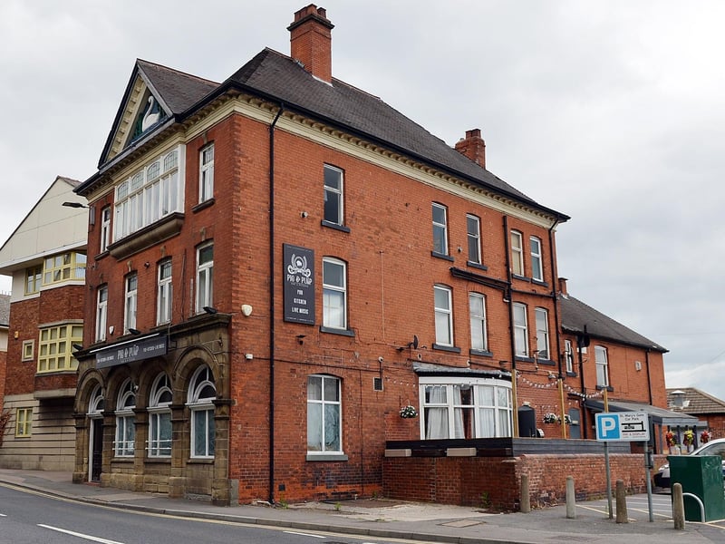The Pig and Pump at St Mary's Gate, Chesterfield has been praised for its cosy outside sitting area and great location.