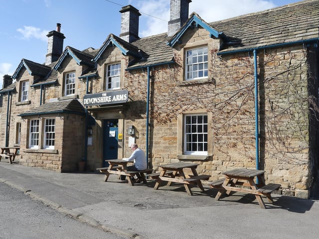Many people may have visited Pilsley without knowing it - it's on the Chatsworth Estate and is the location of the Chatsworth Farm Shop. Estate workers live here in cottages and the village green normally hosts an annual fete.