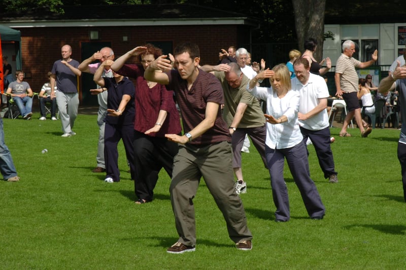 A mass Tai Chi event in Endcliffe Park