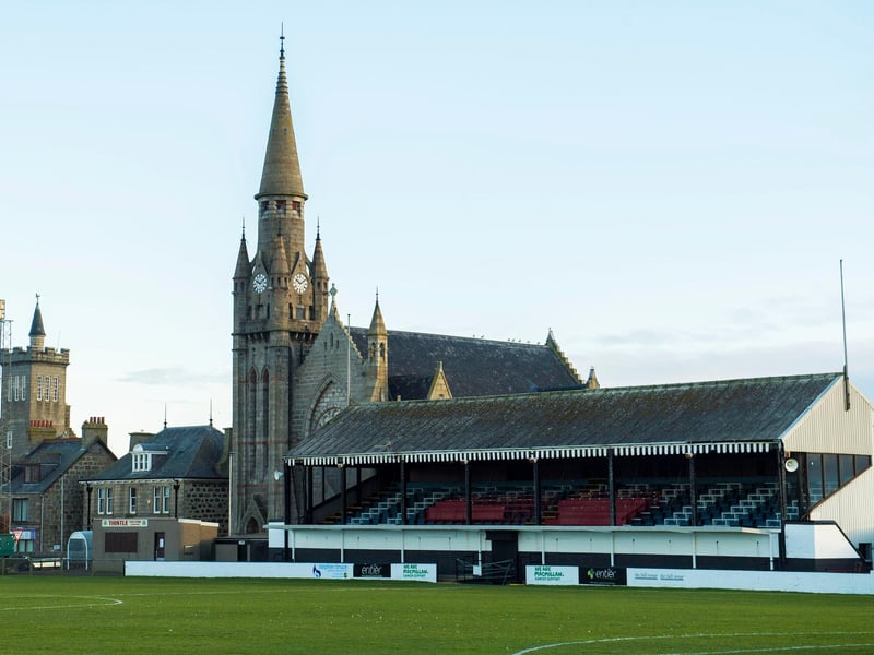 Top-flight Dundee were three years away from winning the Scottish title. But against the Broch they were victims of arguably the greatest Scottish Cup shock to that point. Fraserburgh scored just a minute before the interval through Johnny Strachan, and hung on for their most famous victory.