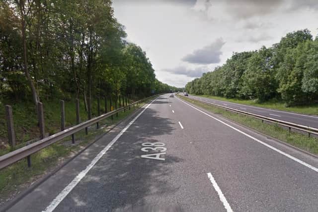 Major Derbyshire road closed after serious collision
