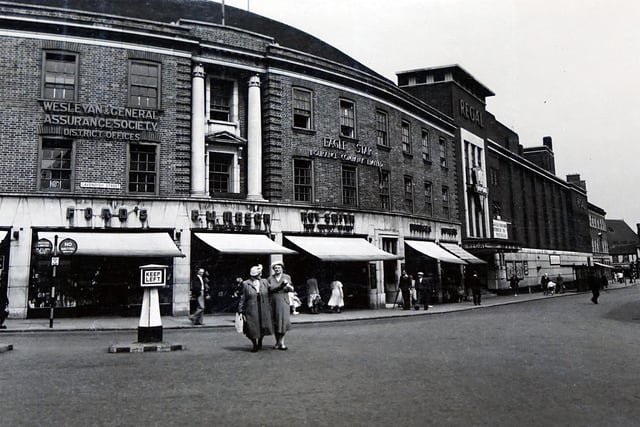 The building on Cavendish Street was known as the Regal Cinema when it opened. The first film shown there was Follow The Fleet with Ginger Rogers and Fred Astaire in 1936. It was still trading as the Regal when this photo was taken in 1952.