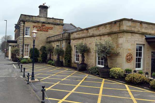 Historic Chesterfield pub the Hunloke Arms at Wingerworth plans a new balcony extension