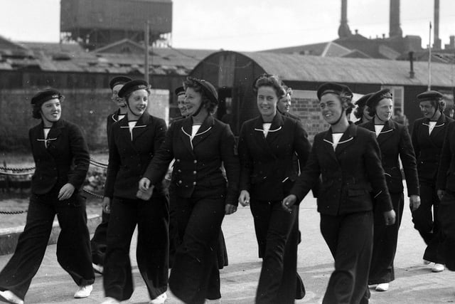 HMS Vernon WRNS. Boat crew members of the Womans' Royal Naval Service (W.R.N.S) who were based at HMS Vernon during the war, undated.