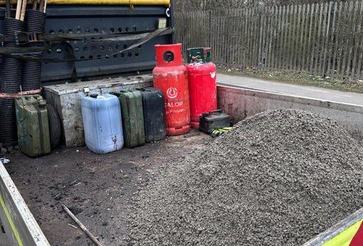 After pulling the vehicle over in Somercotes police tweeted: "Some might say that fuel and propane are not a particularly good mix when insecure on a flatbed truck."
