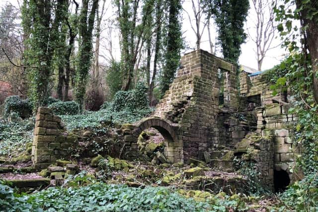 The Lumsdale Valley includes ruins from the early centuries of Cromford's pioneering role in industrial innovation.