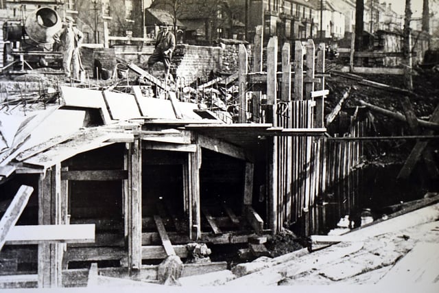 Hasland Road bridge reconstruction at Horns Bridge in the 1930s