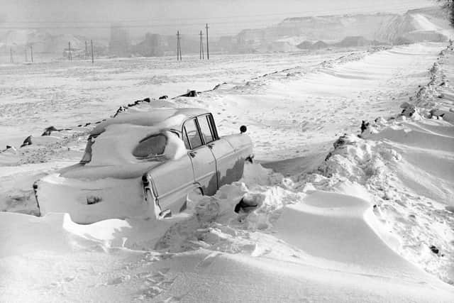 Batham Gate Road, Buxton, in 1963 (photo: Picture the Past)