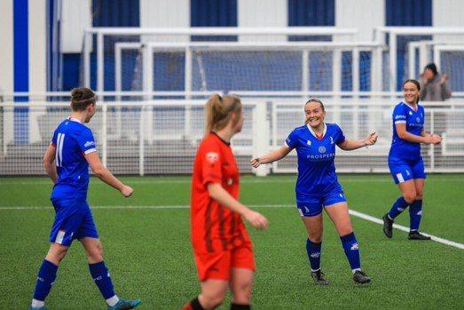 Four wins on the bounce for Chesterfield