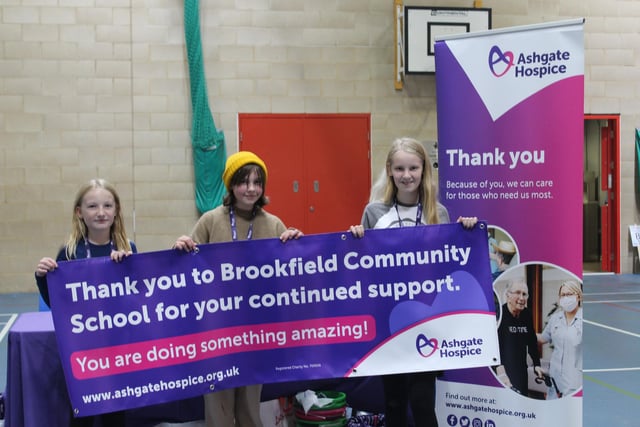 Brookfield Community School hosted its second Annual Sponsored Walk last Friday, September 29. Following the success of the inaugural sponsored school walk last year, students and staff rose to the challenge of a longer route with the aim of beating last year’s sum raised for Ashgate Hospice.