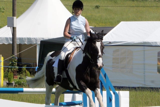 Jess Lound on Montgomery Parker at Barlow Horse Show in 2006.