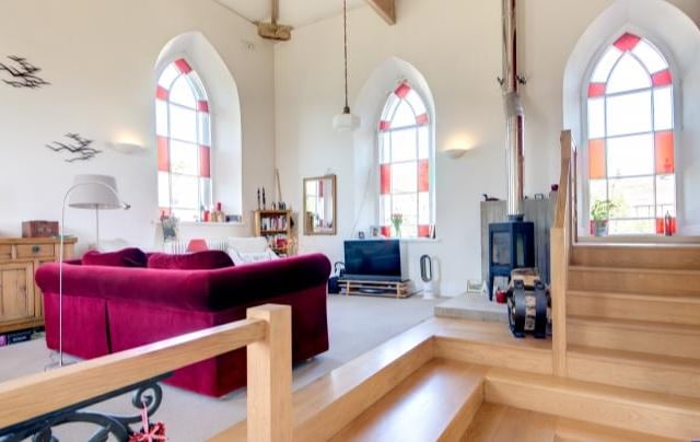 This beauiful converted 1866 chapel in Foolow enjoys wonderful views of the Peak District, sleeps five in two bedrooms and has two bathrooms.