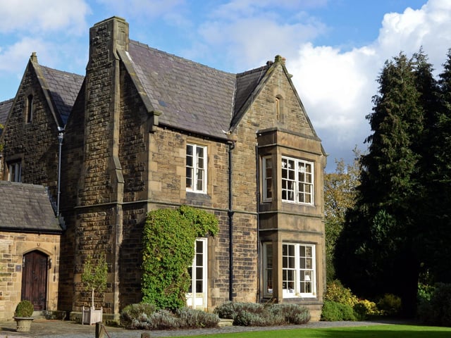 From 1998 to 2015, Tessa Bramley's The Old Vicarage held the distinction of being Sheffield's only Michelin-starred restaurant, although it is actually just outside the city boundary and officially lies in Derbyshire. "Two fixed price menus offer sophisticated dishes with assured flavours and subtle modern influences; the ‘Prestige’ best showcases the chef’s abilities," the Michelin Guide says.