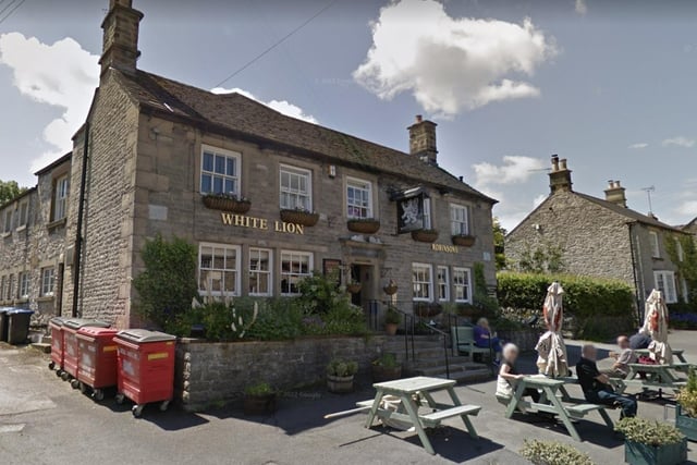 The White Lion has a 4.6/5 rating based on 453 Google reviews. One customer described the venue as a “wonderful family and dog-friendly village pub. The food menu for both kids and adults is great with a wide range of delicious options to choose from.”