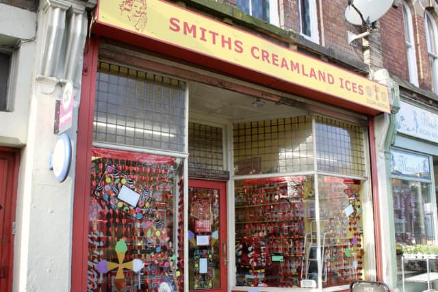 Smith's Creamland Ices on the Clay Cross High Street