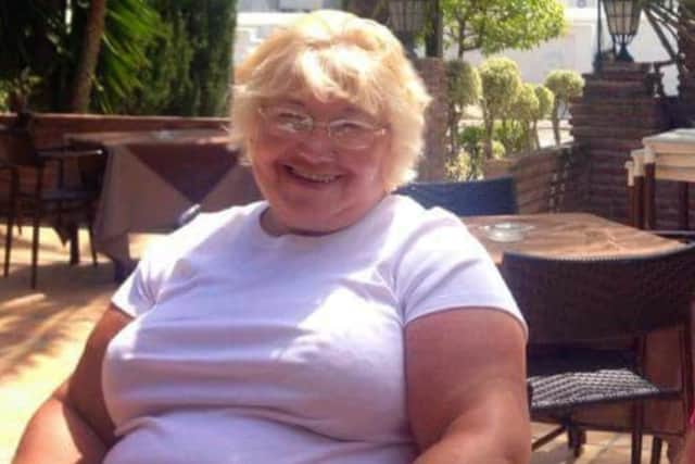 Vicky's mum Pat Draper was nearly 20st when she developed trouble with her knees which prompted her to lose weight.