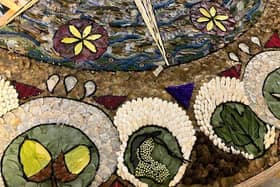 Detail of the welldressing