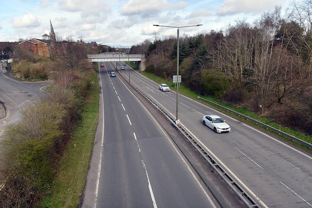Quiet A61 in Chesterfield at rushhour in March 2020