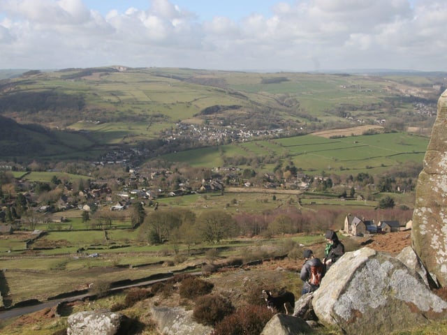 Curbar Edge is one of the Peak District’s best beauty spots, offering remarkable views across the Hope Valley - and it is perfect to visit if you find yourself in the area this autumn.