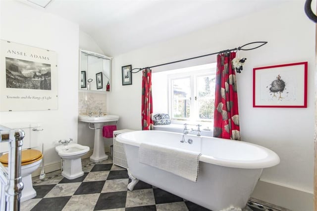 A freestanding claw foot roll top bath, bidet, wash basin and wc are in the main bathroom. There is an also a shower room upstairs while a cloakroom containing wc and  wash basin is on the ground floor.