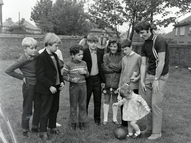 Footballer Kevin Hector visits Codnor school, May 1970.