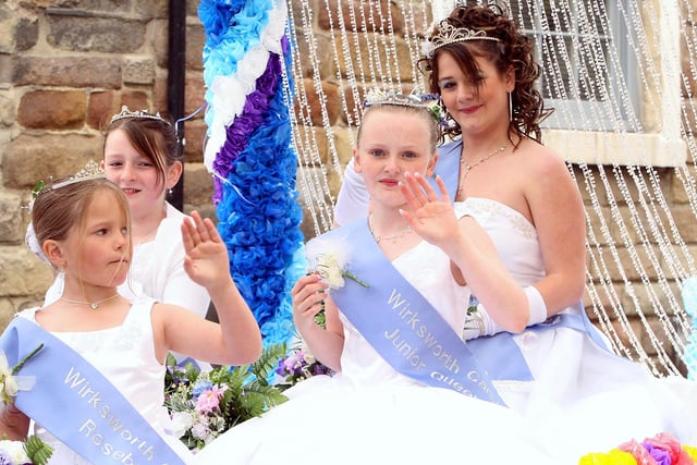 Do you know the girl wearing the Wirksworth Carnival queen crown or her rosebud attendants?