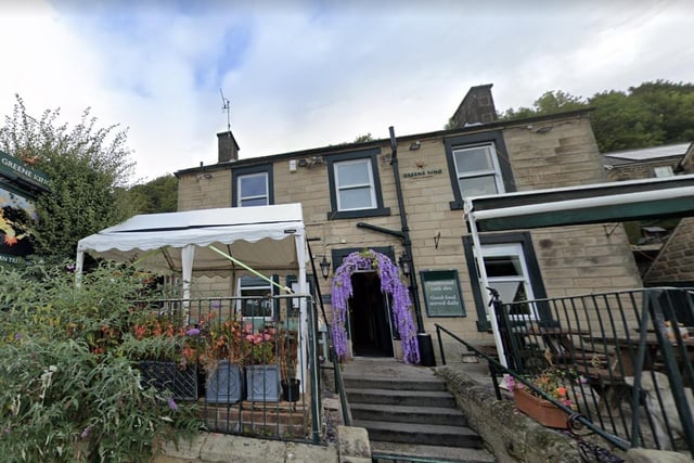 This pub has a 4.7/5 rating based on 358. Google reviews. One customer said: “Excellent place with great views outside.”