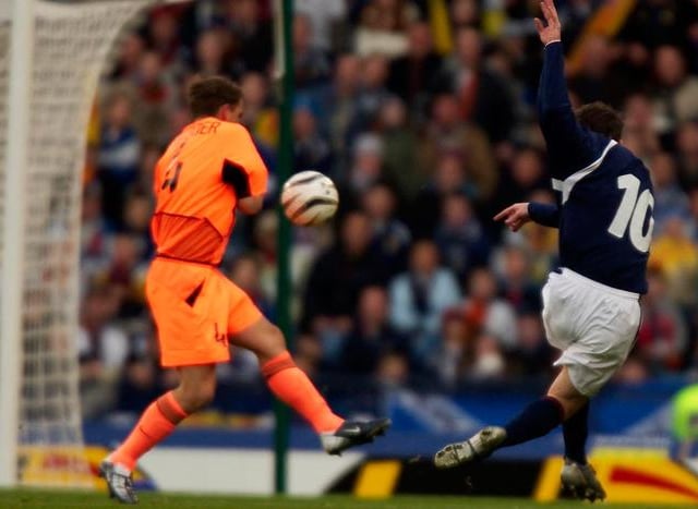 Scotland's last Euro play-off started well with a 1-0 win over the Netherlands thanks to James McFadden's goal. But Holland made them pay in Amsterdam with a humbling defeat.