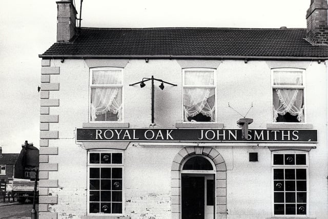 The Royal Oak, on Chatsworth Road was a popular bar with muic lovers and hosted the Oakstock event from the car park. That area has since been transformed with hi-tech beach huts now it's the Spotted Frog.