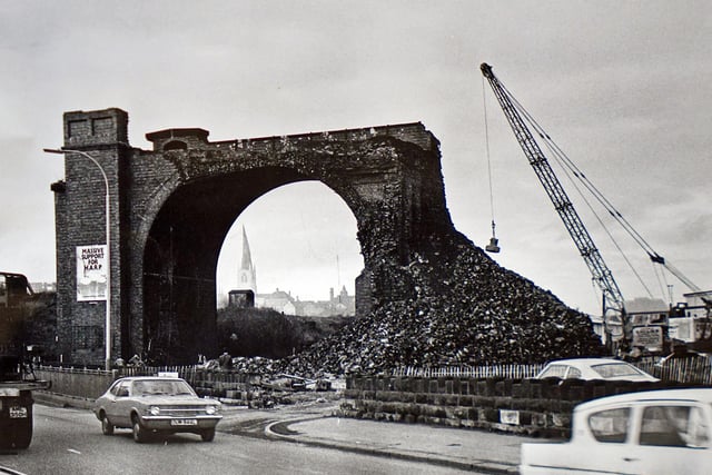 Work is almos complet on the demolition of the Horns bridge viaduct in February 1974.