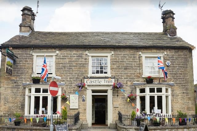 Finding an ideal quaint inn in Bakewell does not have to be difficult. Book a short stay at the Castle Inn Bakewell, a nice option for travelers like you. Give them a call tonight, 01629 812103.