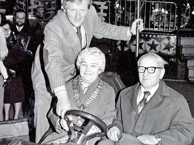 Ripley Mayor opens Ripley fair, October 1983.