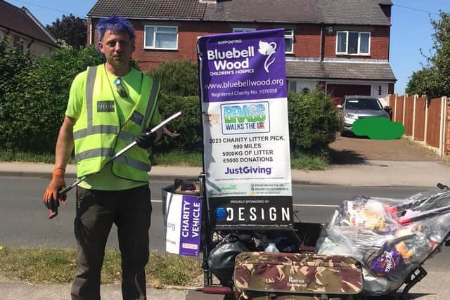 Lee completed the 500 miles litter pick in just 60 days - even though he originally thought it will take him 100 days.