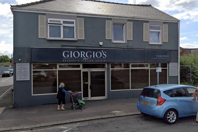 Giorgio’s has a 4.5/5 rating based on 567 Google reviews - with one customer describing it as the “best Italian in Chesterfield.”