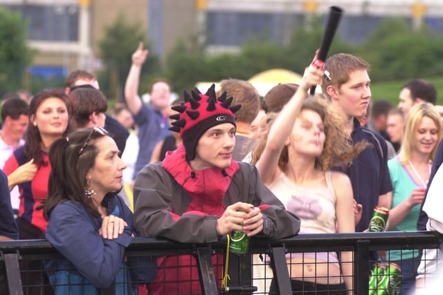 Music lovers wait for the show to start in 2000