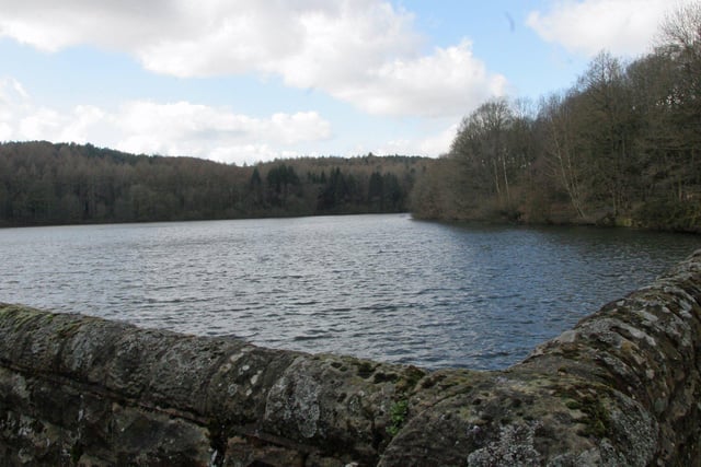 Located on the edge of Chesterfield, there are three reservoirs to walk round at Linacre. There is a gentle five mile route that takes you around each reservoir, and the Peacock Inn just outside Cutthorpe is the perfect place to stop once you’re done.