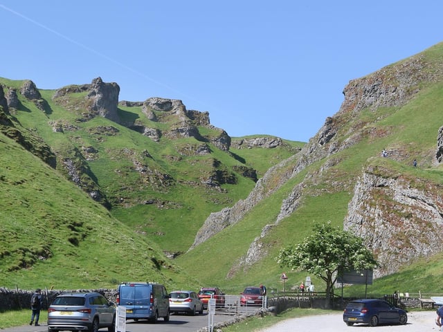 If you’re looking for more stunning scenery in the Castleton area, you can also head towards Winnats Pass.