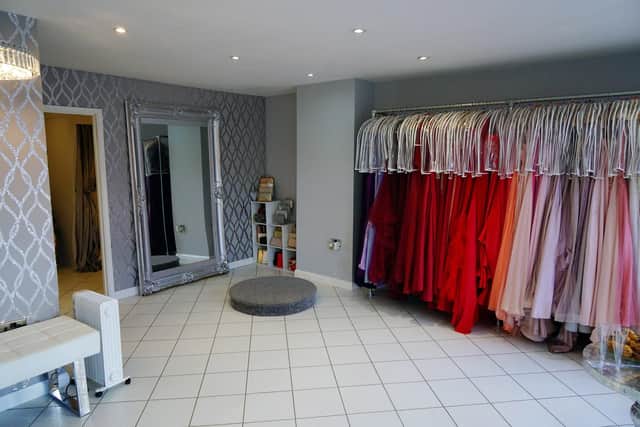 A luxurious but reasonably priced ladies occasion wear shop offers prom and ball gowns, mother of the bride outfits, hats, shoes, bags, jewellery and more.