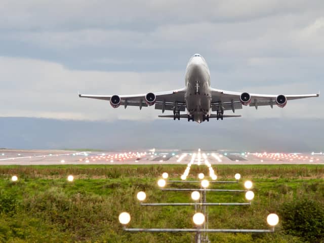 Airplane take off at Manchester Airport. (Photo: Andrew Barker - stock.adobe.com)