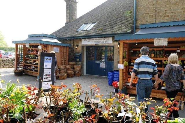Chatsworth Garden Centre has a 4.3/5 rating based on 1,879 Google reviews.