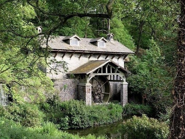 The scenic walk through Osmaston Park towards the village of Shirley and back is great if you want to catch a glimpse of the picturesque old sawmill - and the 4.5 mile route will take you back to the Shoulder of Mutton in Osmaston. © John Sutton - geograph.org.uk/p/6164714